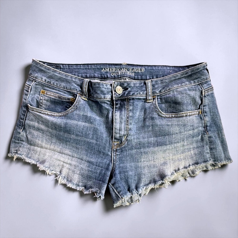 American Eagle Outfitters Stretch Denim Cut Off Shorts Blue Medium Wash Size 14